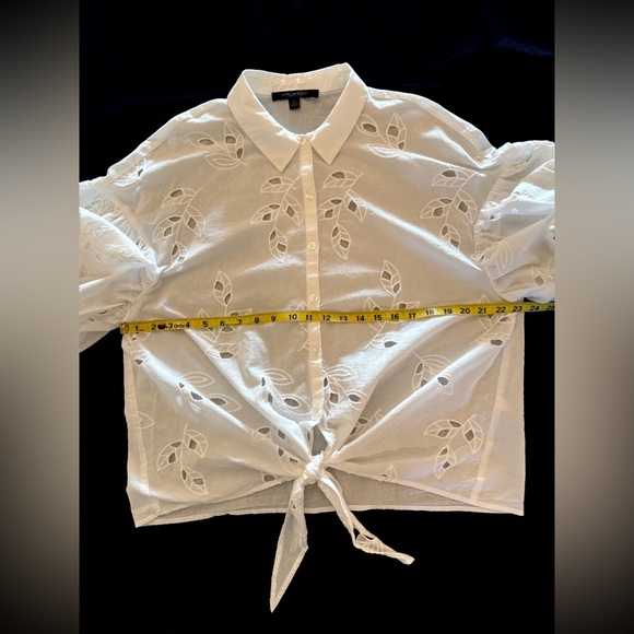 Marc New York Collard White Leaf Embroidered Blouse w/ Bell Sleeves. - Picture 8 of 9
